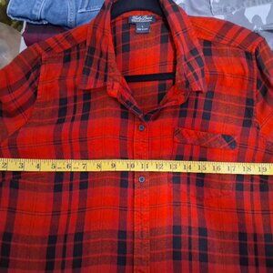 Lucky Brand red and black plaid flannel long sleeved shirt, Size Large